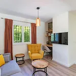 Villa Provenzalische Mit Pool & Garten - Du Vallon By Sur La