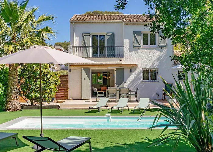 Provenzalische Mit Pool & Garten - Du Vallon By Sur La וילה Saint-Raphaël